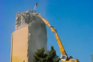 Haun Erdbau GmbH & Co KG - Abbrucharbeiten